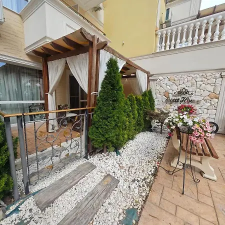 Homestay луксозно студио сладък дом в Sunny Beach