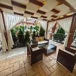 луксозно студио сладък дом в Alloggio in famiglia