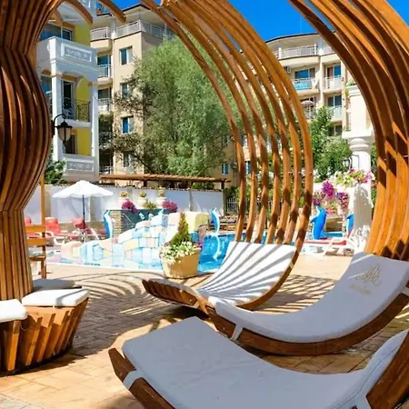 Privat bolig луксозно студио сладък дом в
