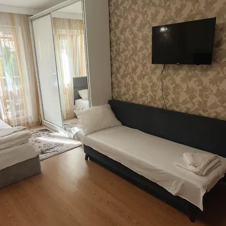луксозно студио сладък дом в Privat bolig