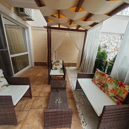 луксозно студио сладък дом в Accommodatie bij particulieren *